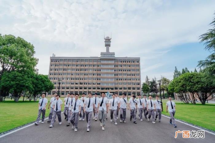 今年这些毕业照绝了 毕业季图片