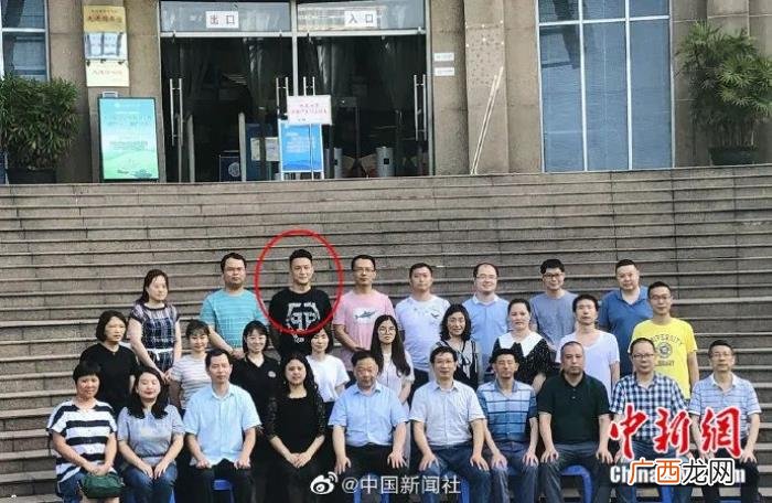 今年这些毕业照绝了 毕业季图片