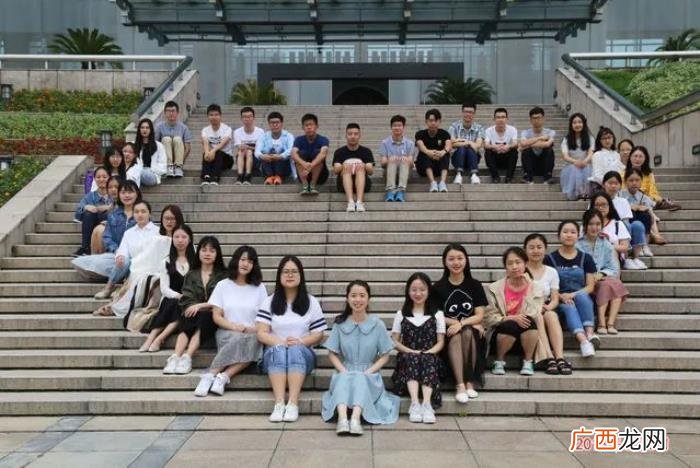 今年这些毕业照绝了 毕业季图片