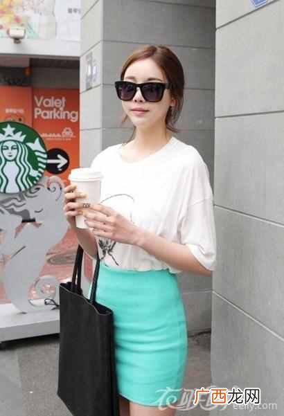 薄荷绿短裙搭配什么上衣（时尚达人教你如何搭