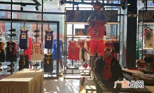 北京王府井银泰in88 北京银泰88有什么牌子