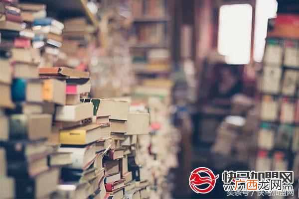 摆地摊赚钱的项目 摆地滩卖点什么比较挣钱