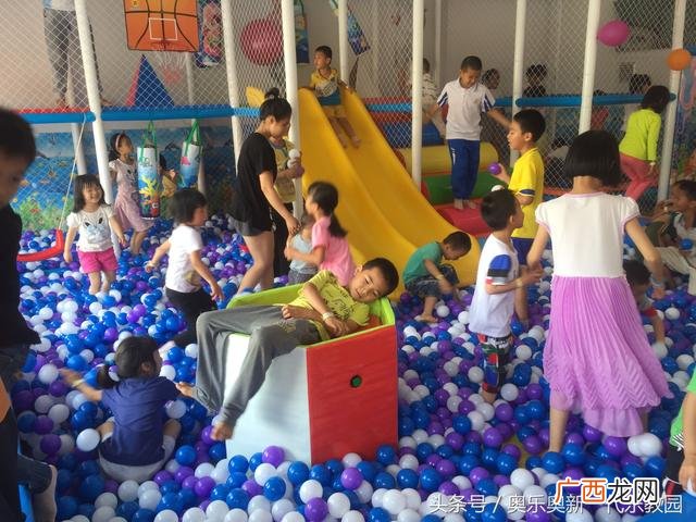 儿童游乐场100平米造价 10平方儿童乐园