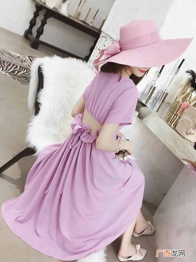 穿紫色衣服的寓意 紫色衣服是什么牌子