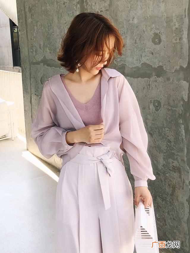 穿紫色衣服的寓意 紫色衣服是什么牌子