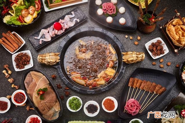 开一家火锅店的流程 开一家餐饮店赚钱吗