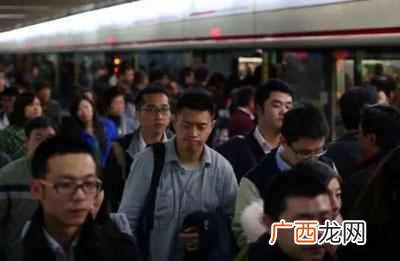 网上挣钱最快的方法 有什么快速来钱的办法