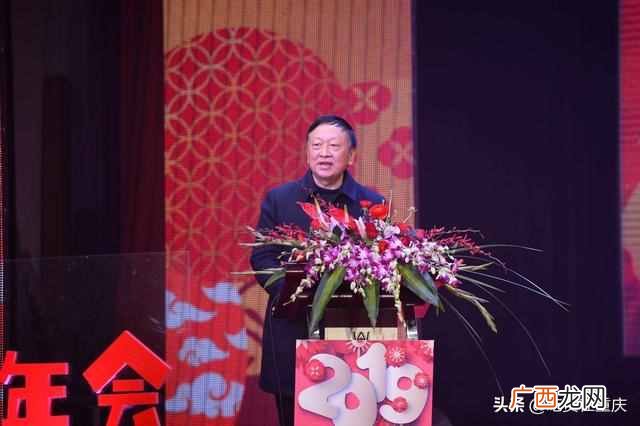 一支酸奶牛是什么意思（一只酸奶牛和1支酸牛奶