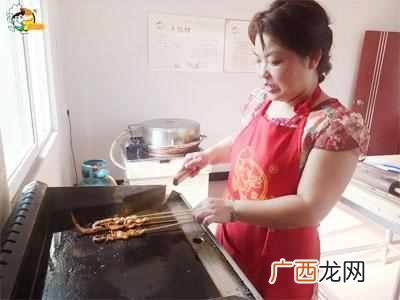 一人能经营什么小吃店（适合一个人开店的项目