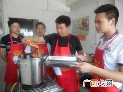 一人能经营什么小吃店（适合一个人开店的项目
