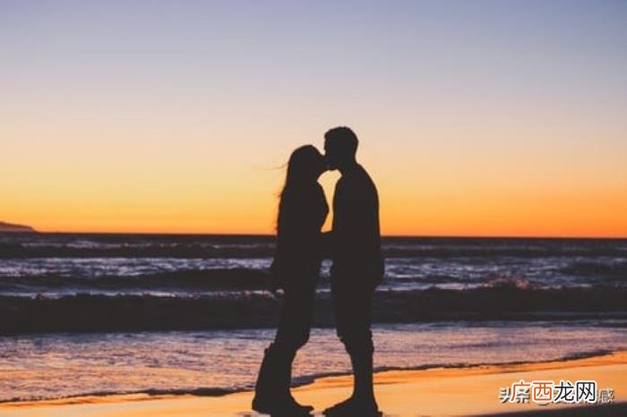 老婆一心想离婚我该怎么挽回，老婆决心离婚怎么挽回