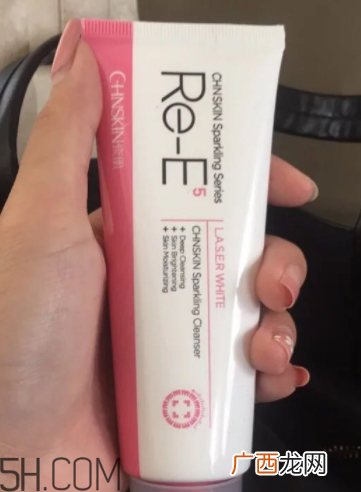 瓷肌晶透雪肌洁面乳可以卸妆吗？清洁力如何？
