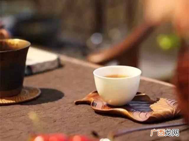 鲜茶道什么最好喝（鲜茶道加盟店须具备这些条
