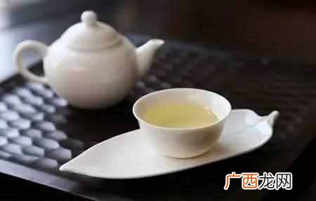 鲜茶道什么最好喝（鲜茶道加盟店须具备这些条