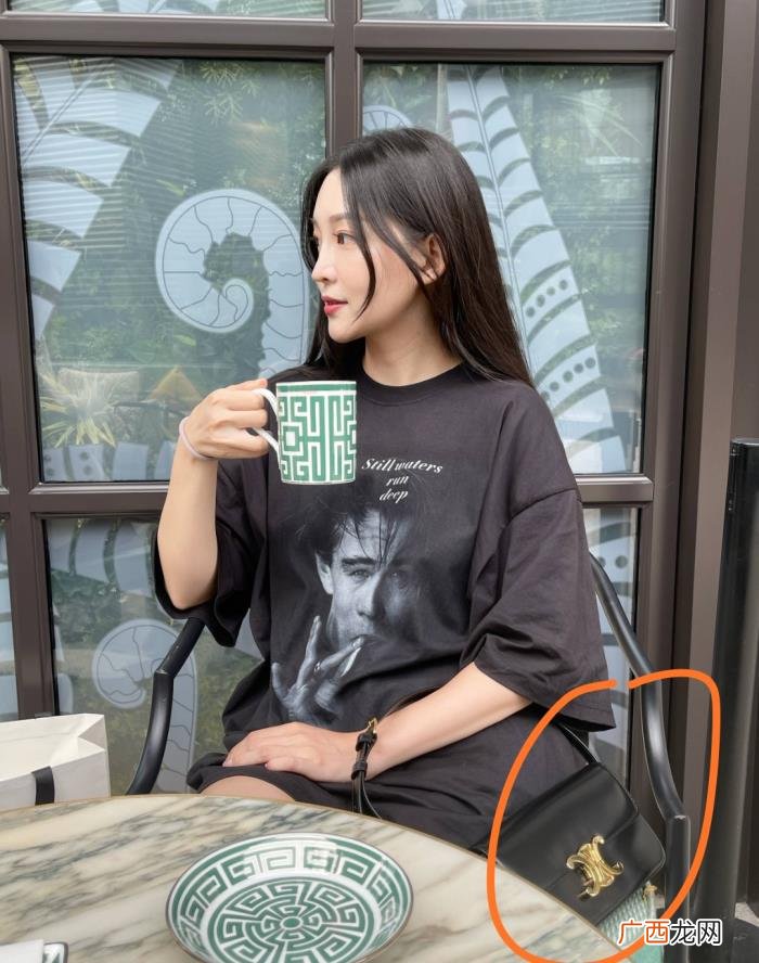 德云社烧饼老婆晒美照 德云社烧饼老婆