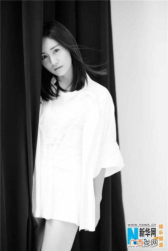 文艺写真照穿什么衣服(一看就会的拍照穿衣教程