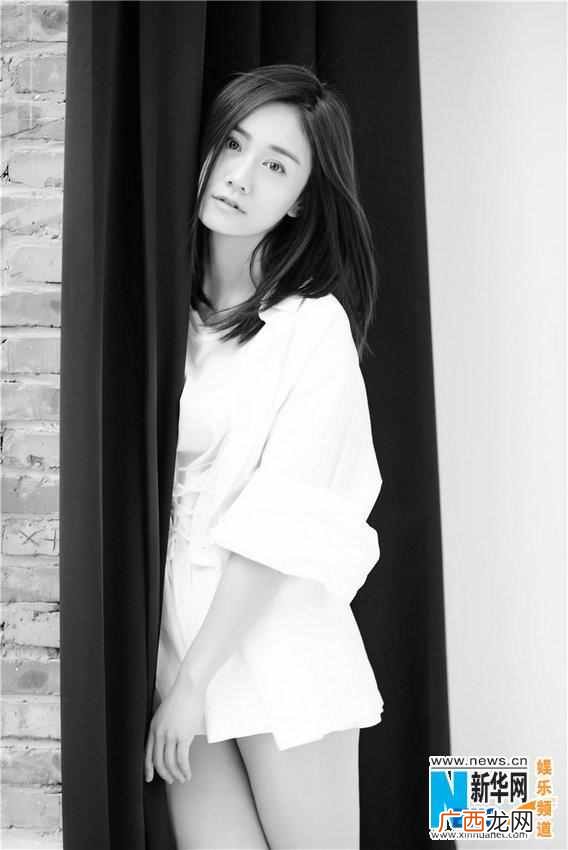 文艺写真照穿什么衣服(一看就会的拍照穿衣教程