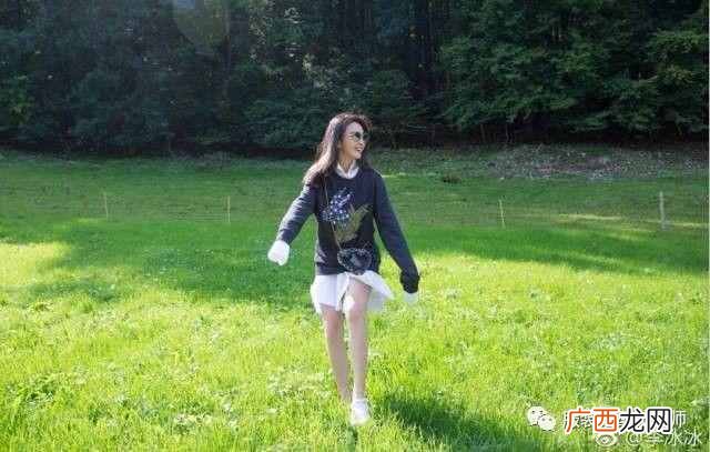 达人教你搭配技巧 卫衣下身搭配什么衣服