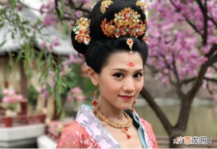 李渊皇上的两位妃子，李渊最宠爱的妃子