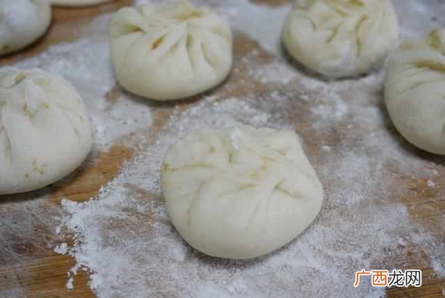 油酥饼的做法 什么样的油酥饼好吃