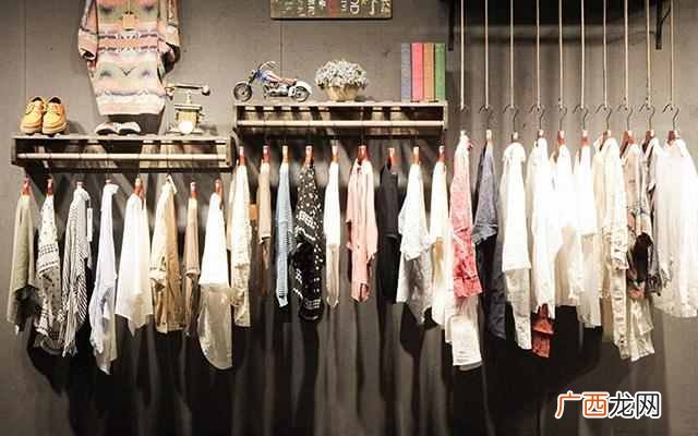 如何正确挂衣服 什么是衣服的正挂