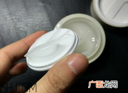 牛尔白玉兰冻膜什么功效？牛尔白玉兰冻膜熟龄肌适合吗？