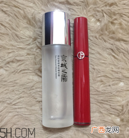 京城之霜神仙水含酒精吗？适合脆弱敏感肌吗？