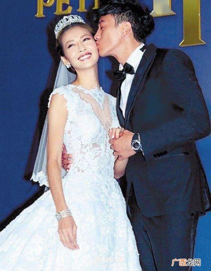 何润东晒与妻子出游照 何润东真实身高