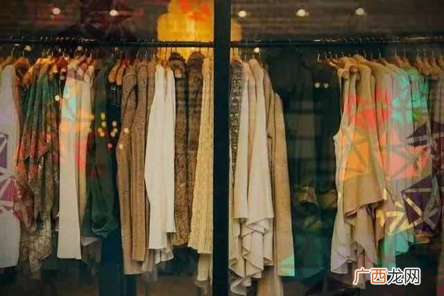 什么时候转季处理衣服（商场过季的衣服怎么处