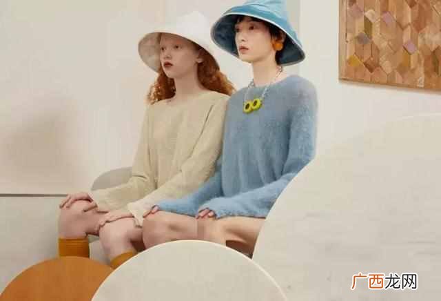 什么秋装品牌好看(秋装十大品牌排行榜）