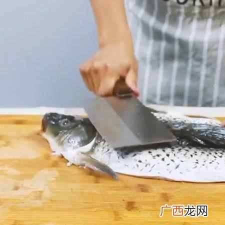 在家做烤鱼需要什么材料 自家怎么做烤鱼