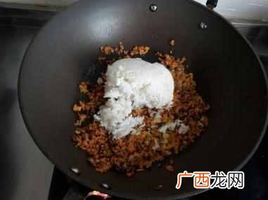 烤鸡翅包饭要注意什么（鸡翅包饭做法教程分享
