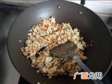 烤鸡翅包饭要注意什么（鸡翅包饭做法教程分享