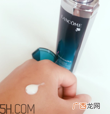 兰蔻美肤修护精华乳有刺激吗？适合敏感肌吗？