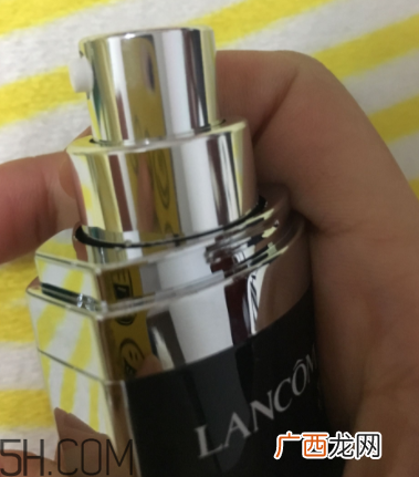 兰蔻美肤修护精华乳有刺激吗？适合敏感肌吗？