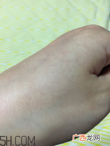 兰蔻美肤修护精华乳有刺激吗？适合敏感肌吗？
