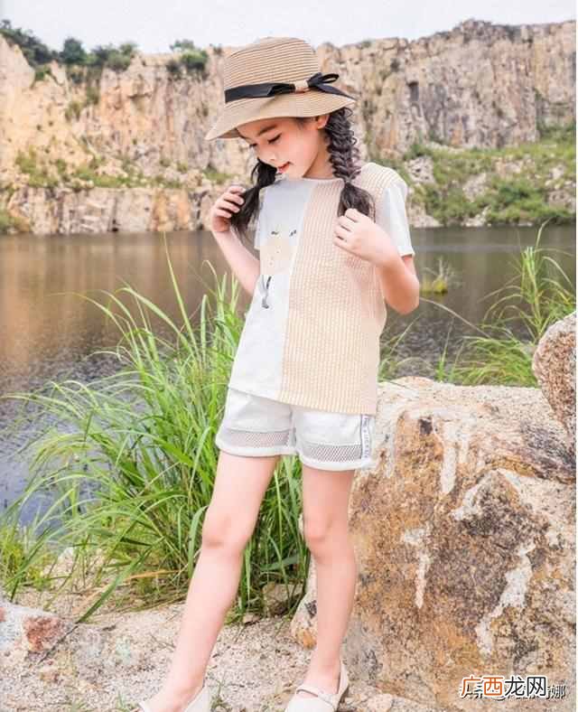 女童夏天穿什么衣服（舒适又时尚的裙子有哪些