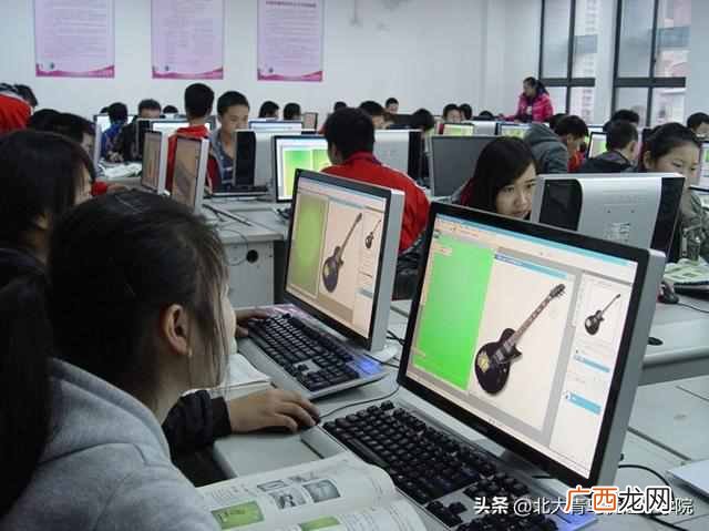 女孩子应该做点什么好（女生最适合的工作有哪
