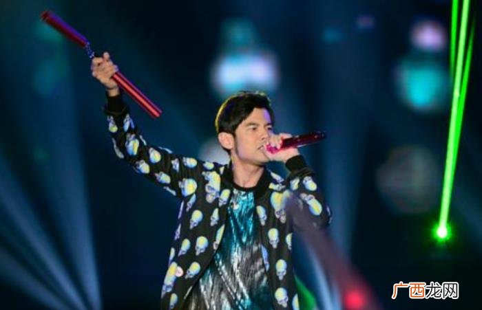 周杰伦音乐水平专业吗，周杰伦为什么不能让华语音乐走向世界