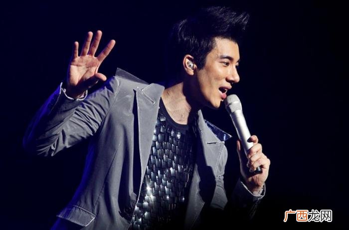 周杰伦音乐水平专业吗，周杰伦为什么不能让华语音乐走向世界