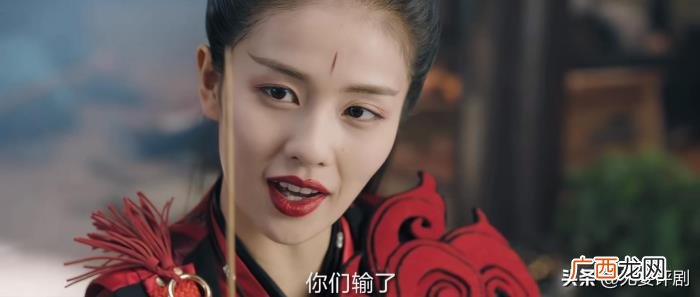 李一桐白鹿合作，为何李一桐的路人缘不如白鹿