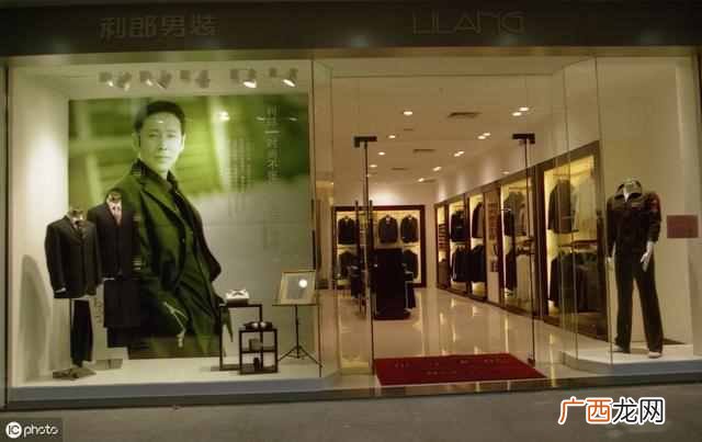 服装外贸尾货什么意思（外贸女装原单是什么意