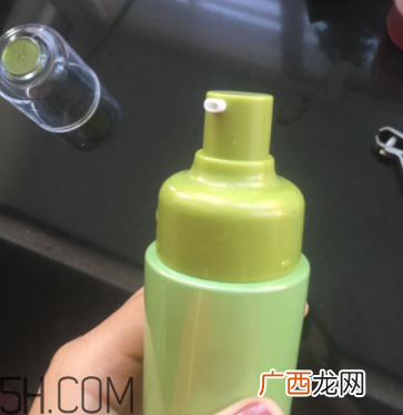 诗婷露雅坚果保湿锁水生肌液使用心得_产品评测
