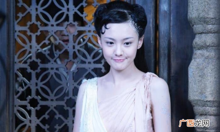 郑爽还能回到娱乐圈吗，被封杀的郑爽还能重新回到娱乐圈吗