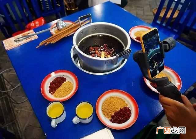 小本经营好项目推荐 马路边开什么店适合