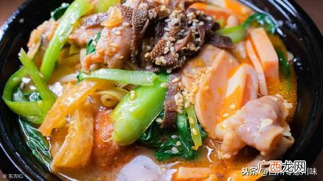 麻辣烫大骨汤制作 麻辣烫用什么骨汤膏