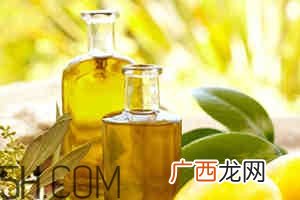 柠檬精油的功效有哪些？柠檬精油有什么功效？