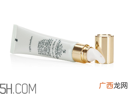 不同年龄用什么眼霜好？眼霜适合什么年龄人用？