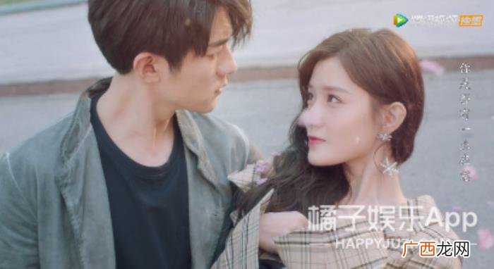 情敌逼我谈恋爱，所有情敌都在教男主谈恋爱