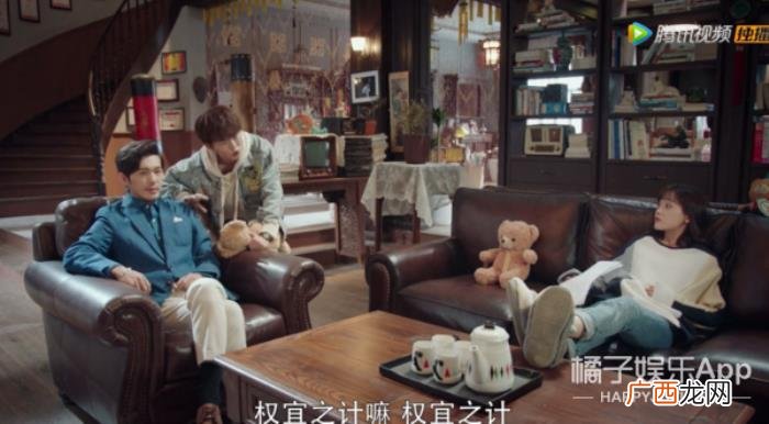 情敌逼我谈恋爱，所有情敌都在教男主谈恋爱
